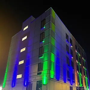 Casa Blanca Brooklyn Hotel